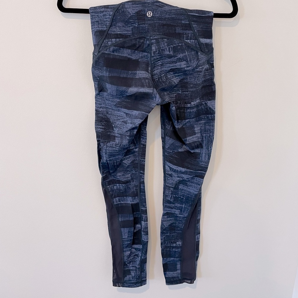 Lululemon Train Times 7/8 Pant *25" Navy / Black 4